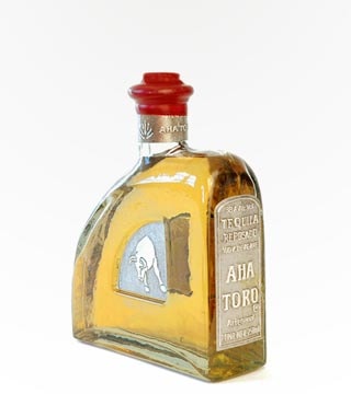 Aha Toro Reposado 750 ml